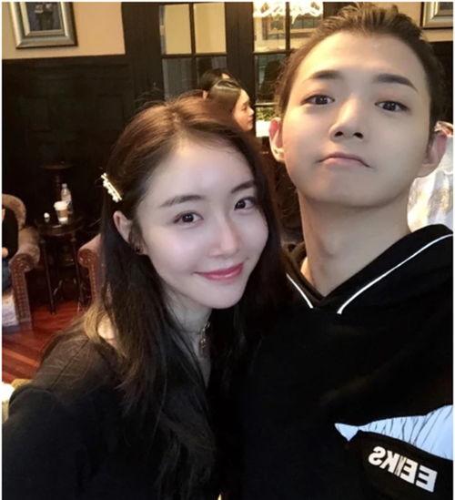 卓卓娱乐吃瓜,揭秘娱乐圈最新吃瓜事件，带你领略明星幕后故事